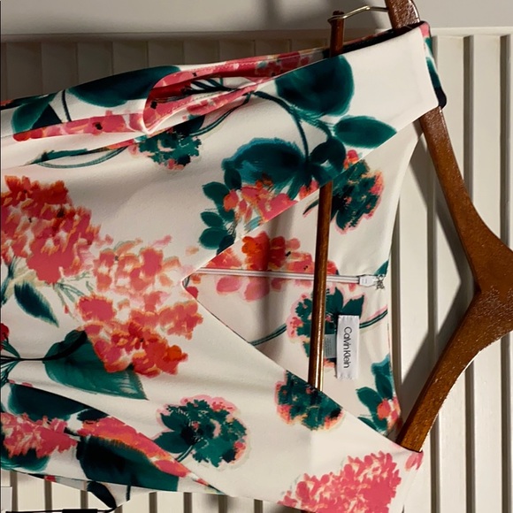 Calvin Klein dress - Picture 7 of 7